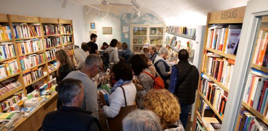 Una gran festa del conte per celebrar el tercer aniversari de Calonge, poble de llibres